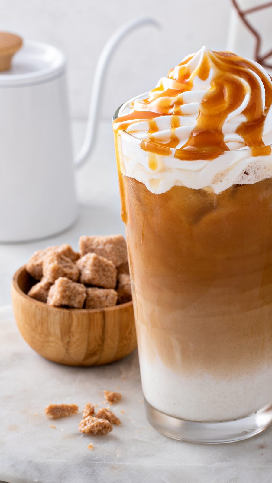 Café helado con crema batida